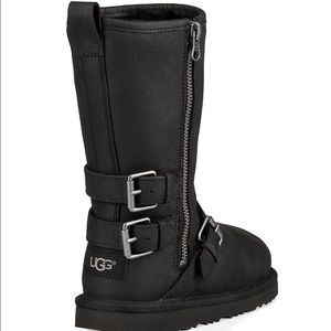 Girl uggs great condition